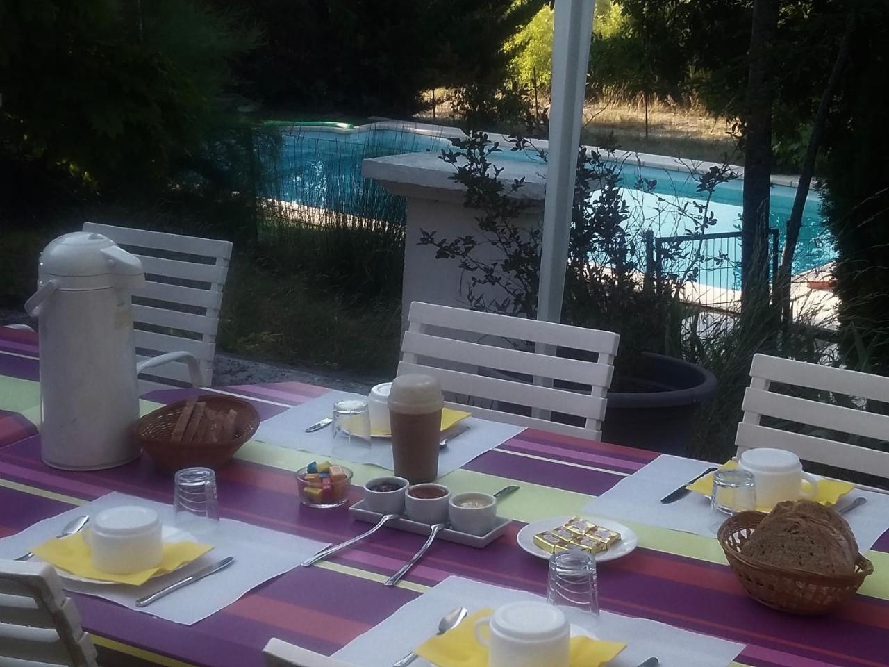 L'Ensoleillee Bed and Breakfast Rosans Buitenkant foto